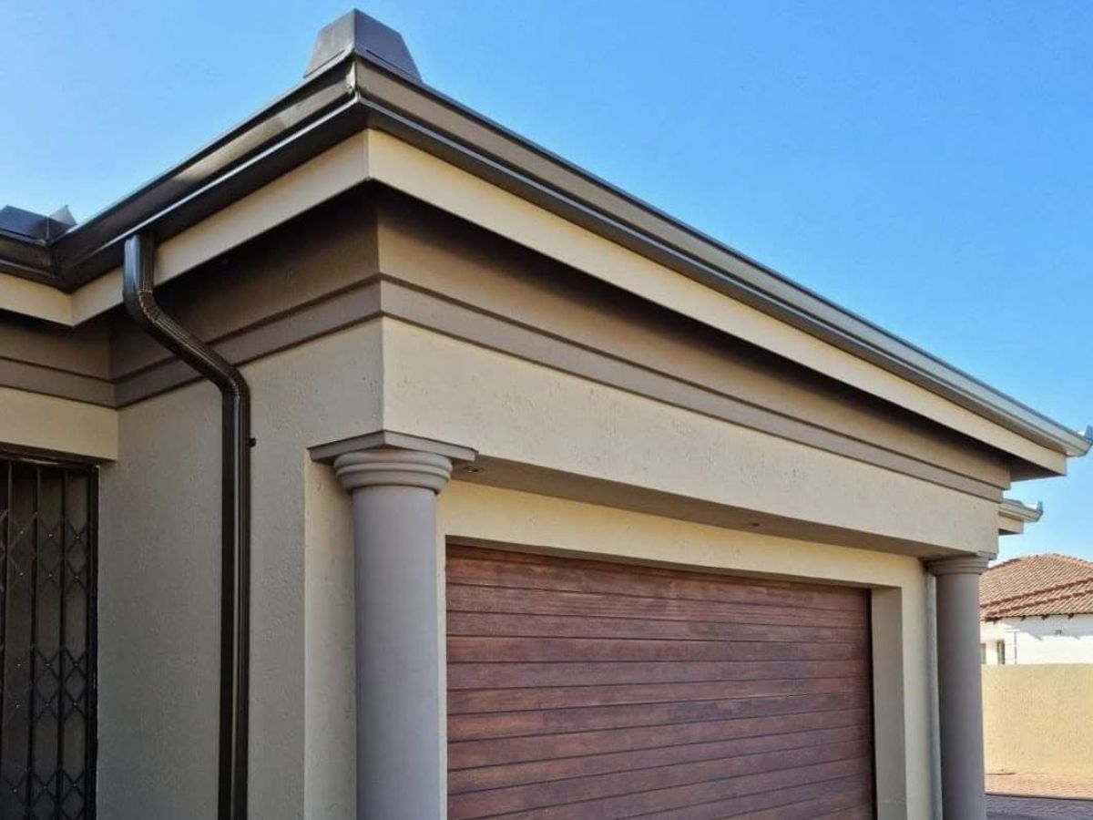 Burglar bars and trellis door fitment